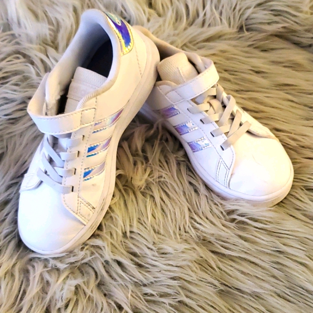 ADIDAS white and silver metallic shoe